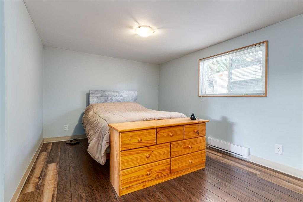 Picture for 431, 3223 83 Street NW https://www.cirrealty.ca/reb/creb/43/A2262443_18.jpg