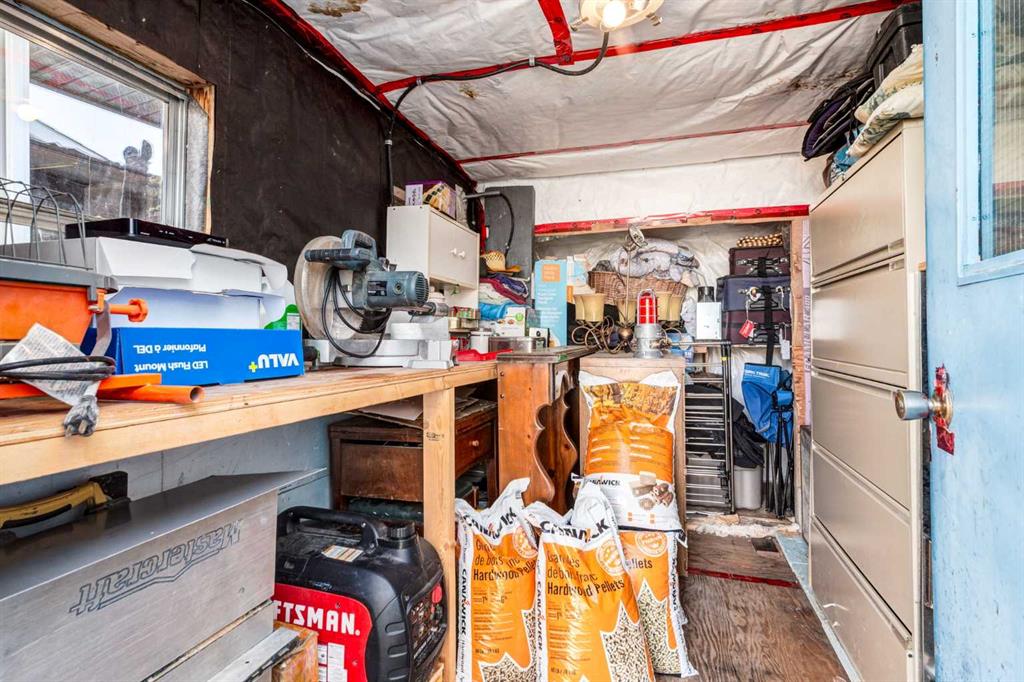 Picture for 431, 3223 83 Street NW https://www.cirrealty.ca/reb/creb/43/A2262443_32.jpg