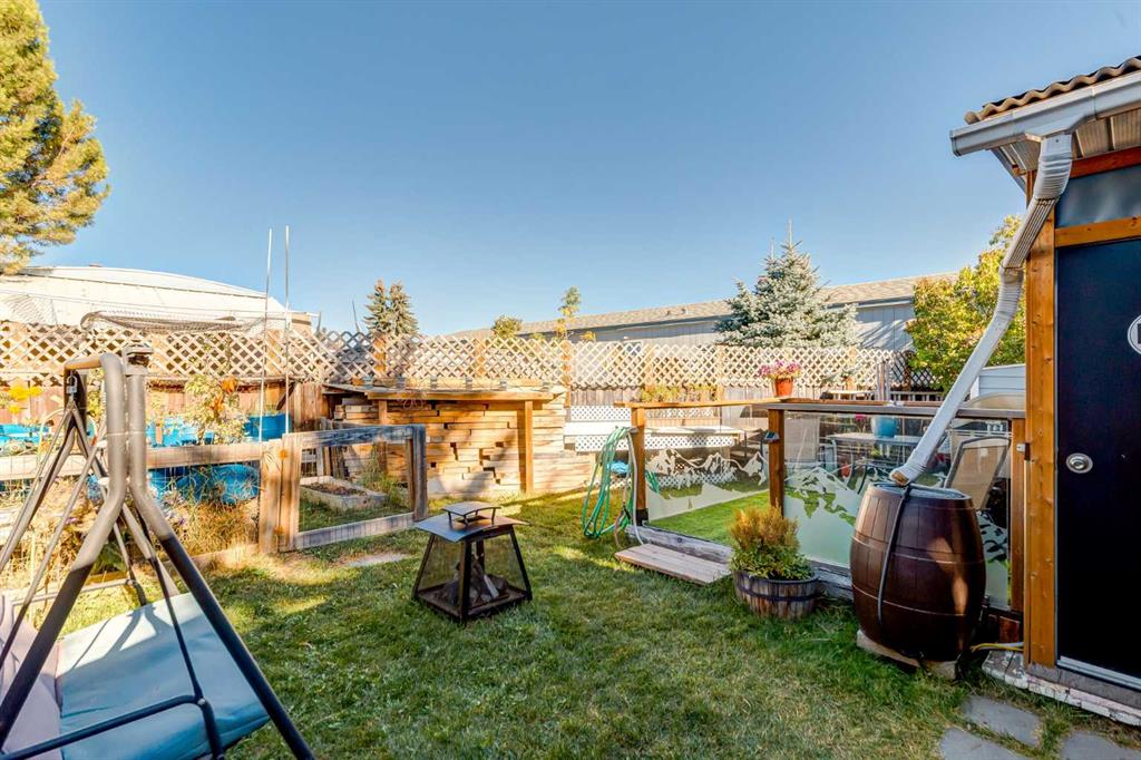 Picture for 431, 3223 83 Street NW https://www.cirrealty.ca/reb/creb/43/A2262443_33.jpg