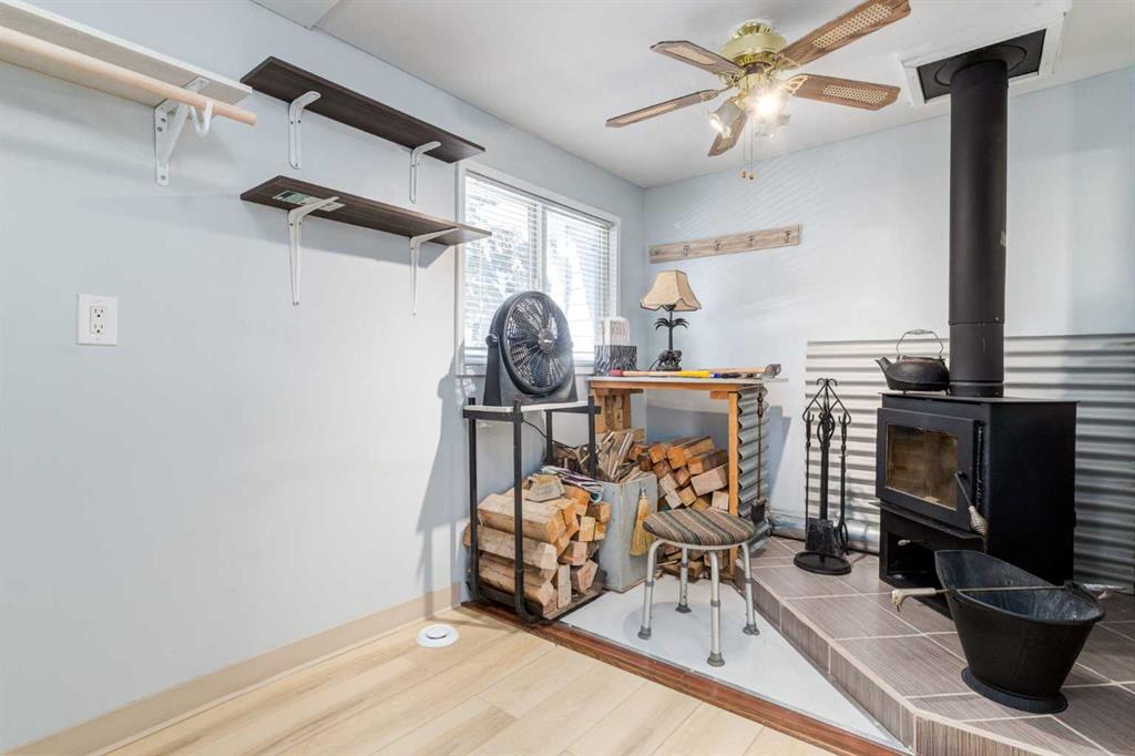 Picture for 431, 3223 83 Street NW