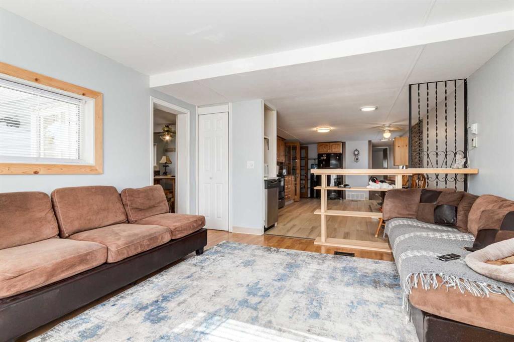 Picture for 431, 3223 83 Street NW https://www.cirrealty.ca/reb/creb/43/A2262443_9.jpg