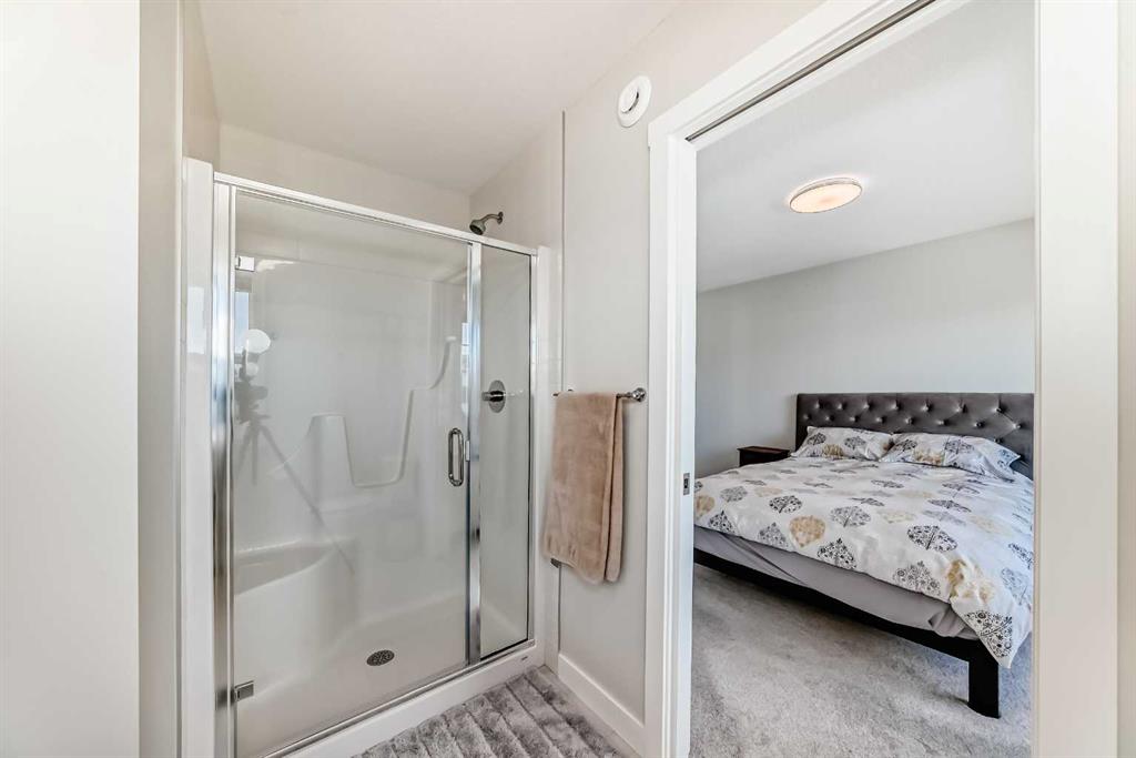 Picture for 934 Cobblemore Common SW https://www.cirrealty.ca/reb/creb/43/A2265943_26.jpg