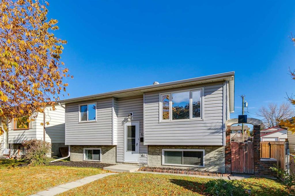 Picture for 12 Doverthorn Place SE Picture for 12 Doverthorn Place SE