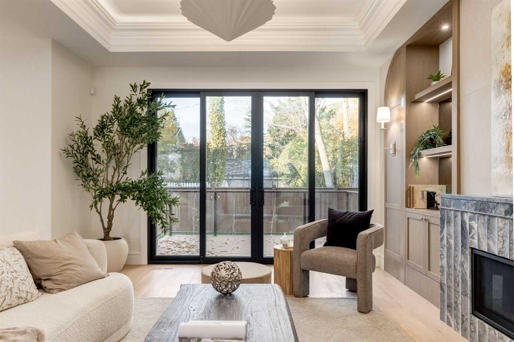 Picture for 412 40 Avenue SW