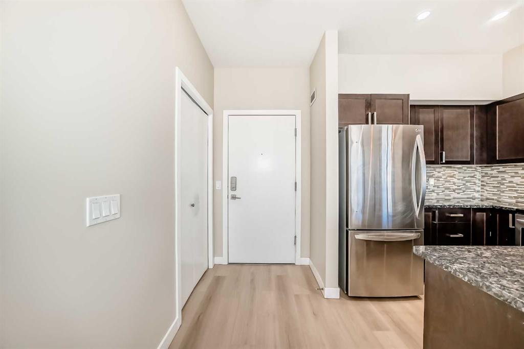 Picture for 201, 4303 1 Street NE