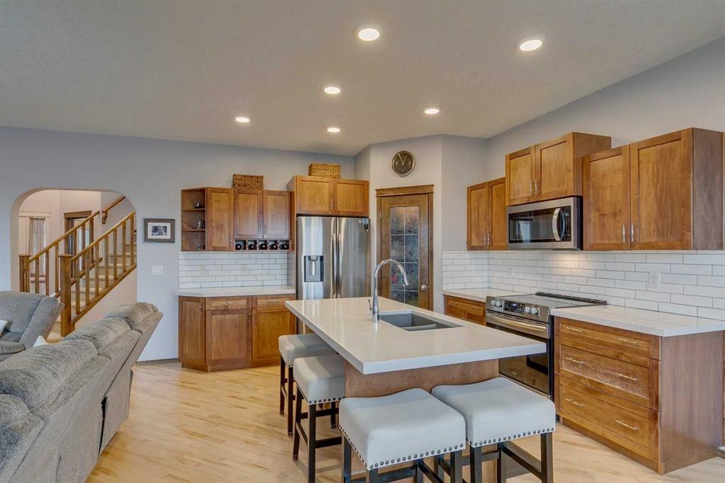 Picture for 100 Royal Oak Terrace NW