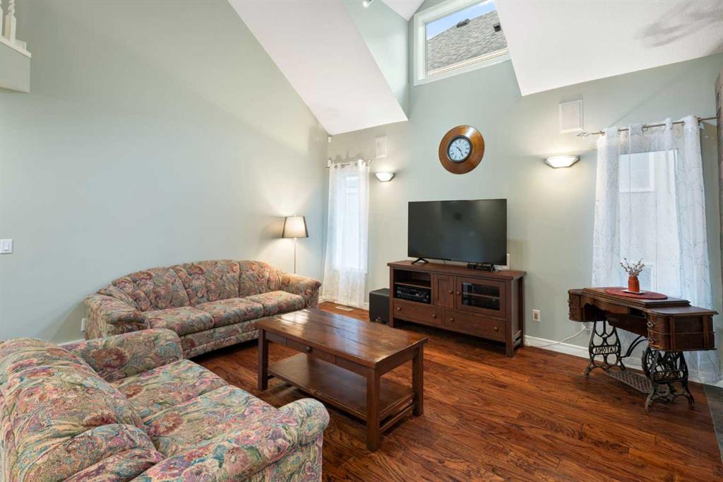 Picture for 124 Cresthaven Place SW