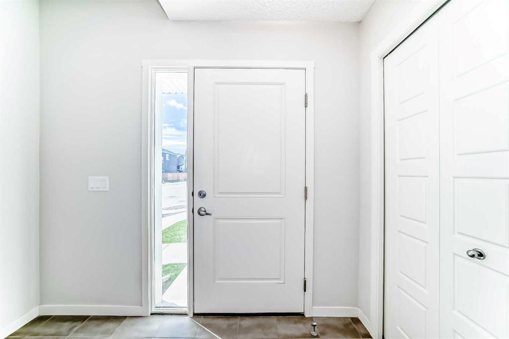 Picture for 59 Nolanlake Cove NW