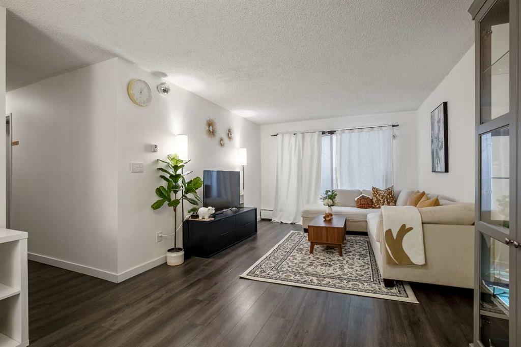 Picture for 301, 523 15 Avenue SW