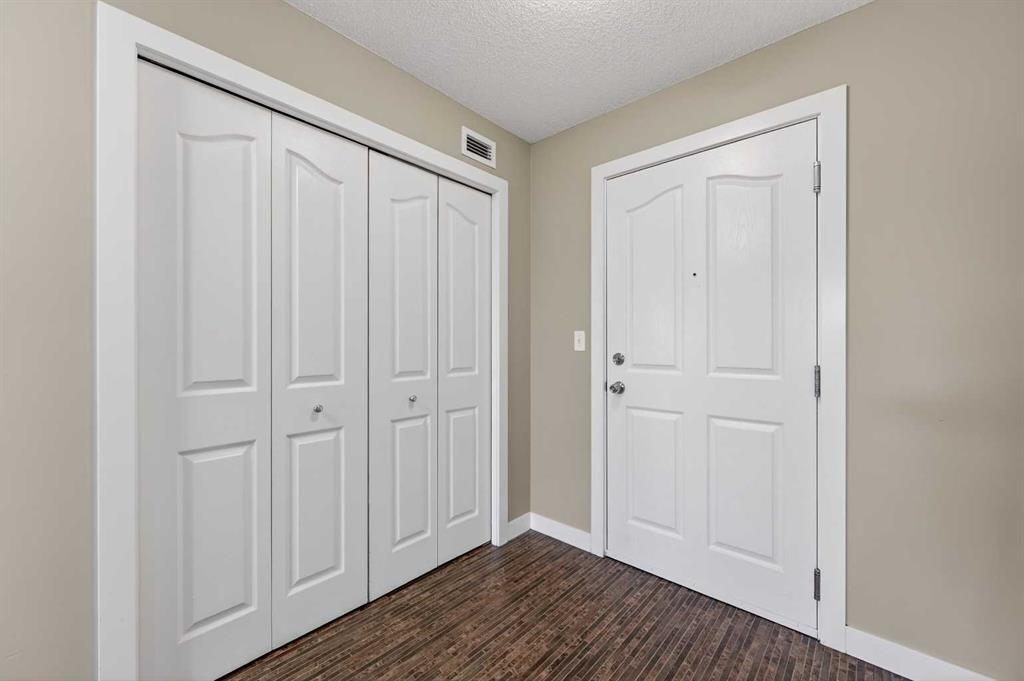 Picture for 207, 355 Taralake Way NE