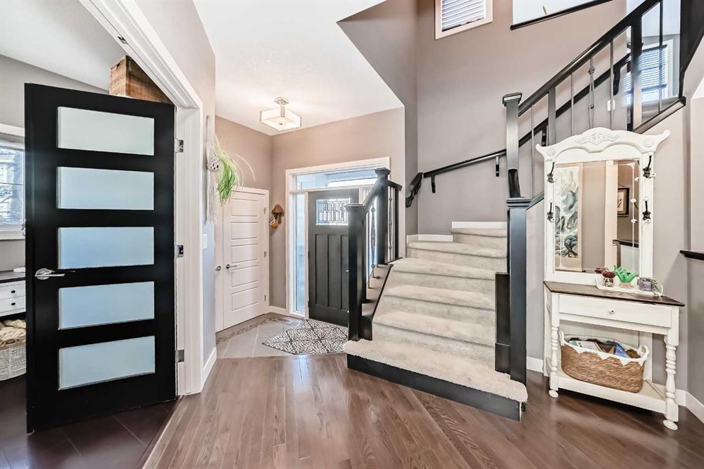 Picture for 93 Williamstown Green NW