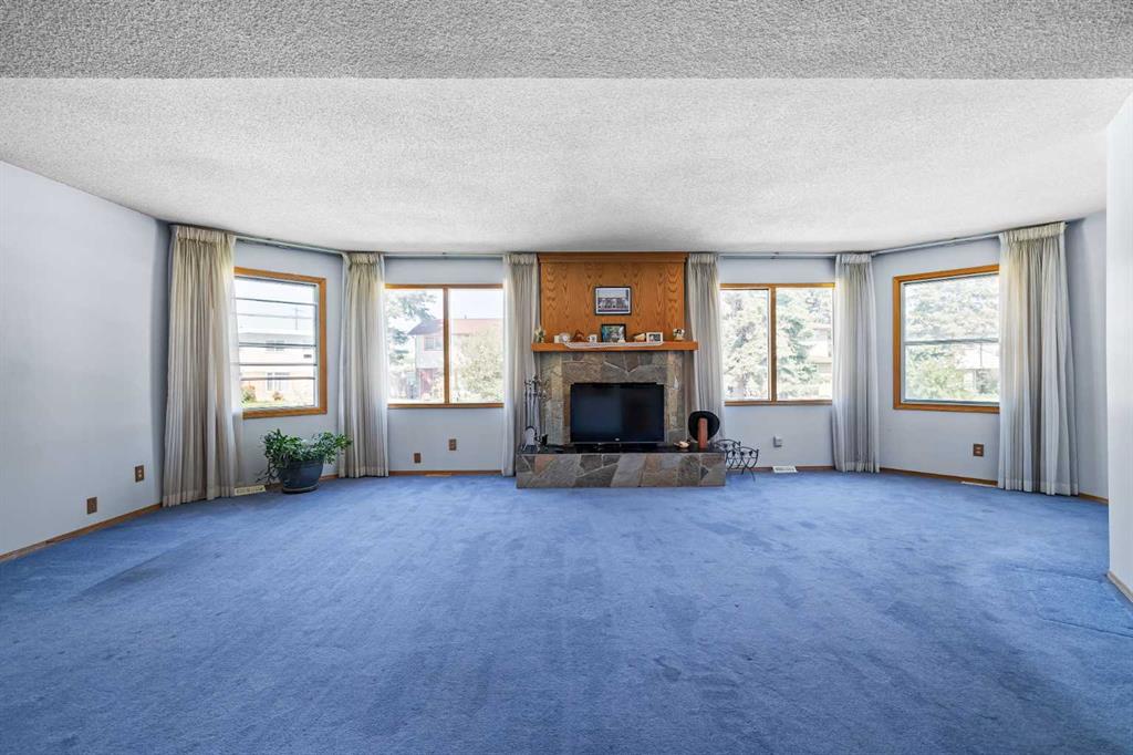 Picture for 3236 Doverville Crescent SE