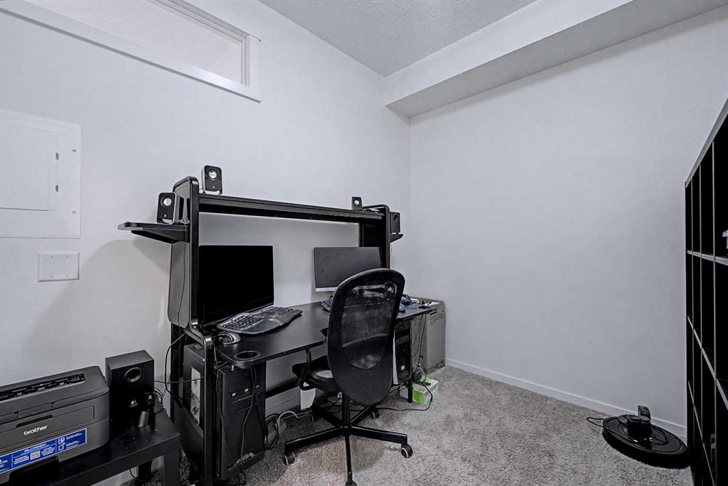 Picture for 3309, 215 Legacy Boulevard SE