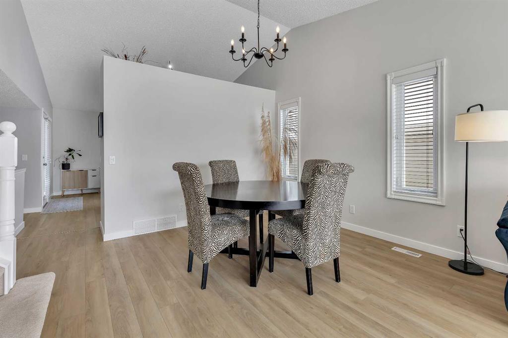 Picture for 12 Harvest Oak Place NE