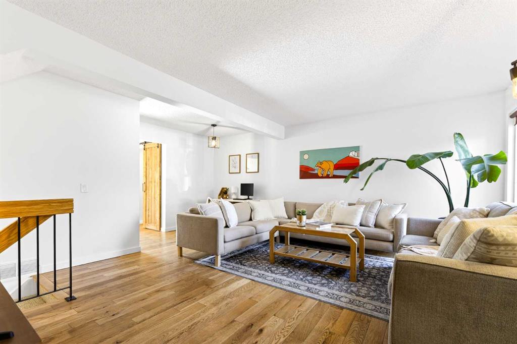 Picture for 77 Point Drive NW