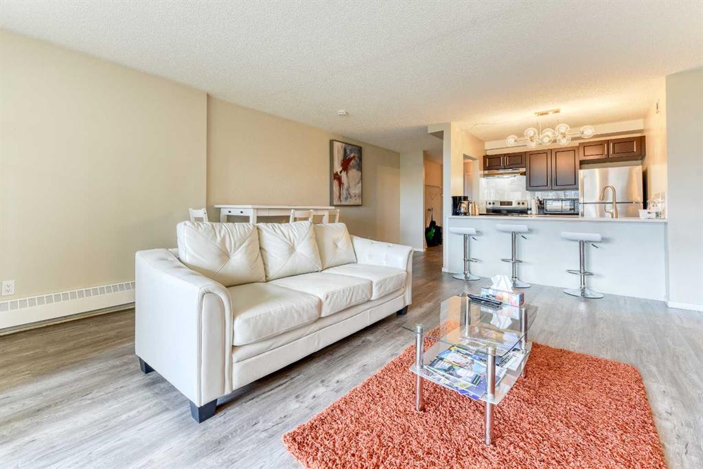 Picture for 907, 221 6 Avenue SE