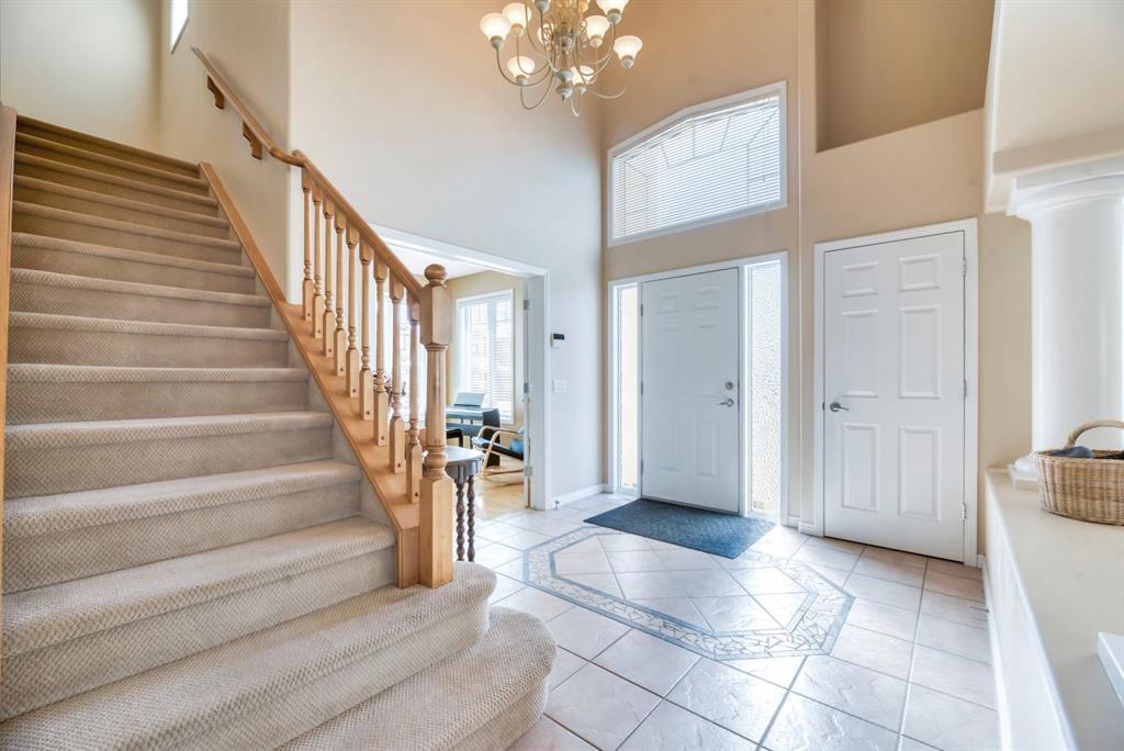 Picture for 56 Evergreen Crescent SW