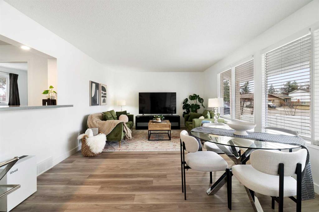 Picture for 231 Queen Charlotte Place 