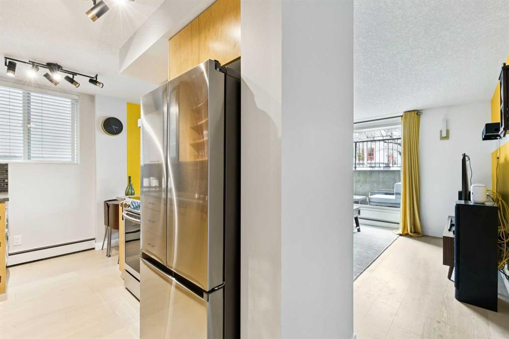 Picture for 103, 123 24 Avenue SW