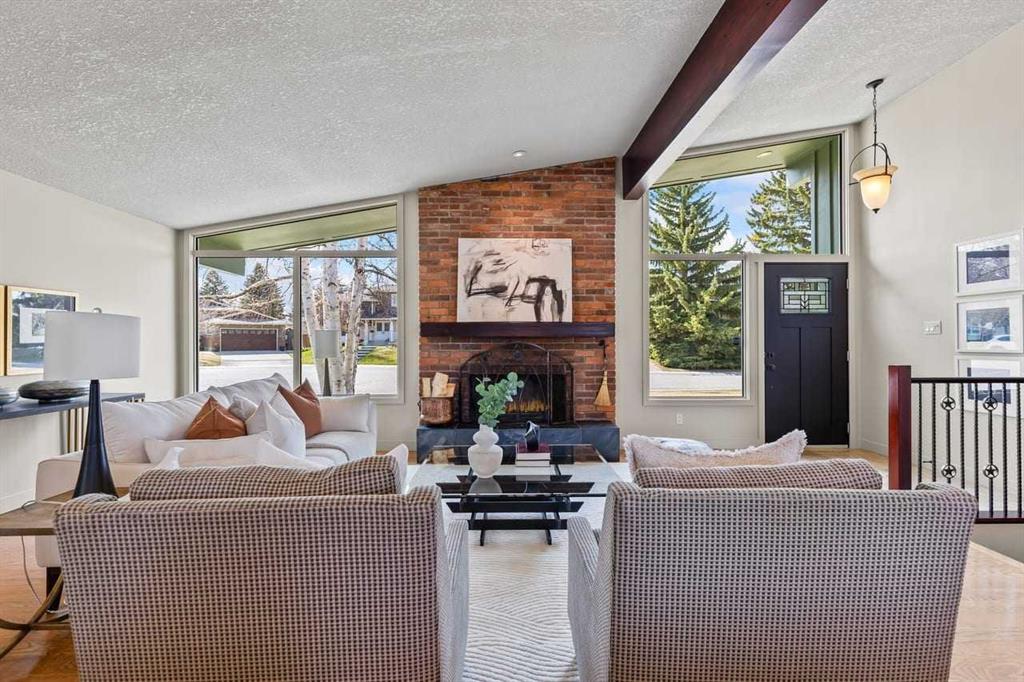 Picture for 36 Lake Twintree Place SE