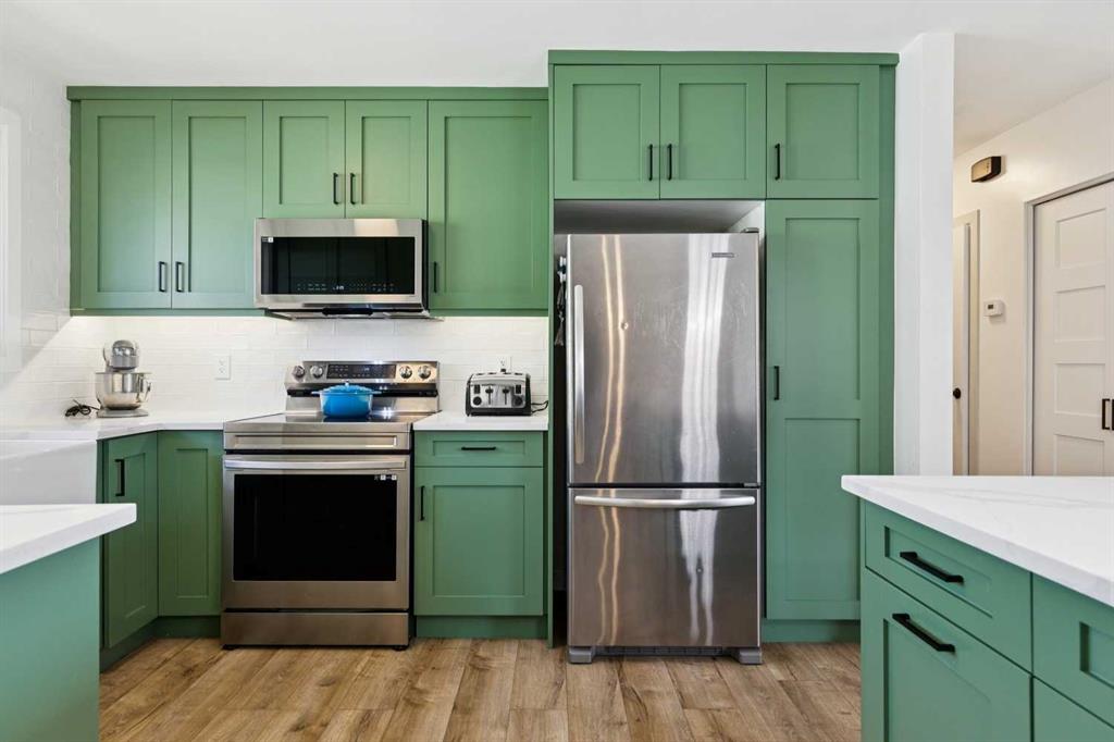 Picture for 4604 Fordham Crescent SE