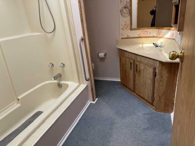 Picture for 198, 99 Arbour Lake Road NW