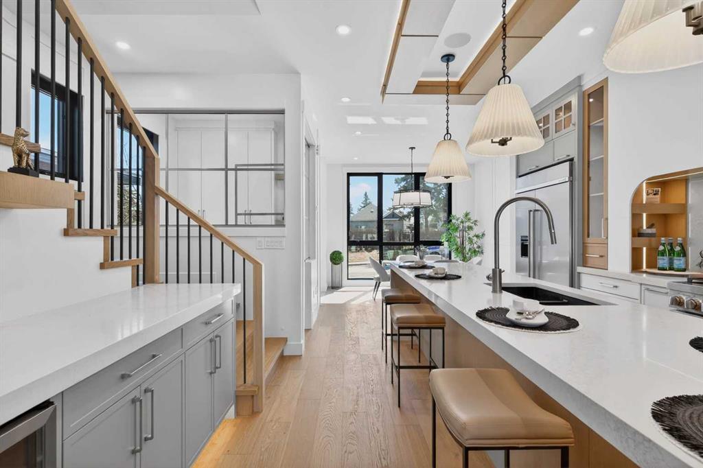 Picture for 1708 21 Avenue NW