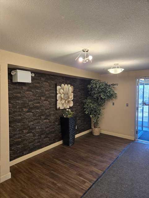 Picture for 412, 7210 80 Avenue NE