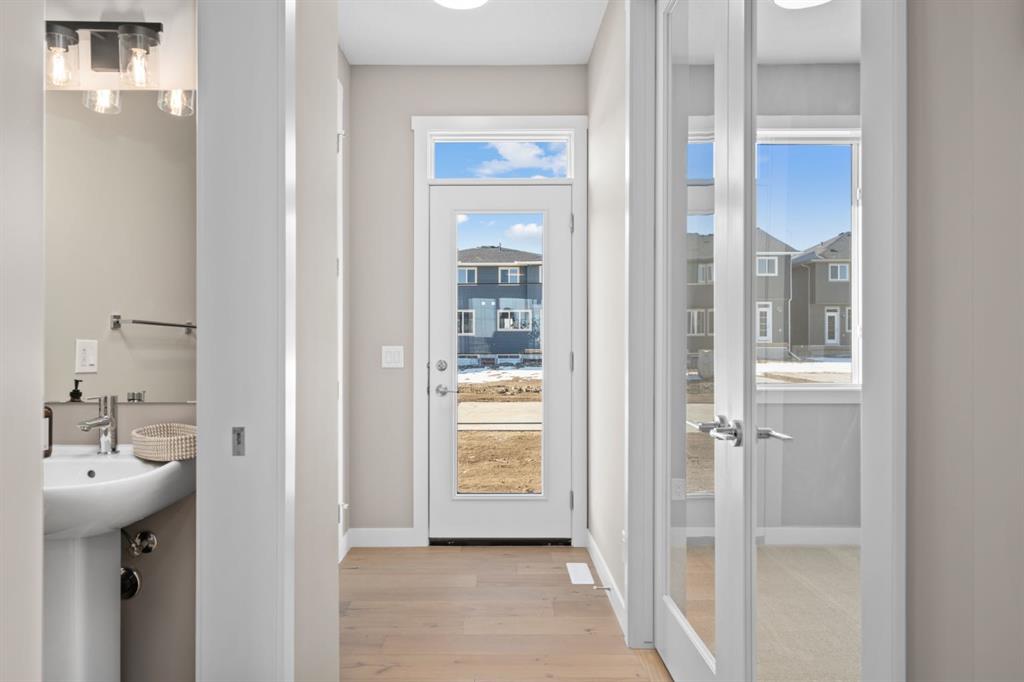 Picture for 648 Sora Boulevard SE