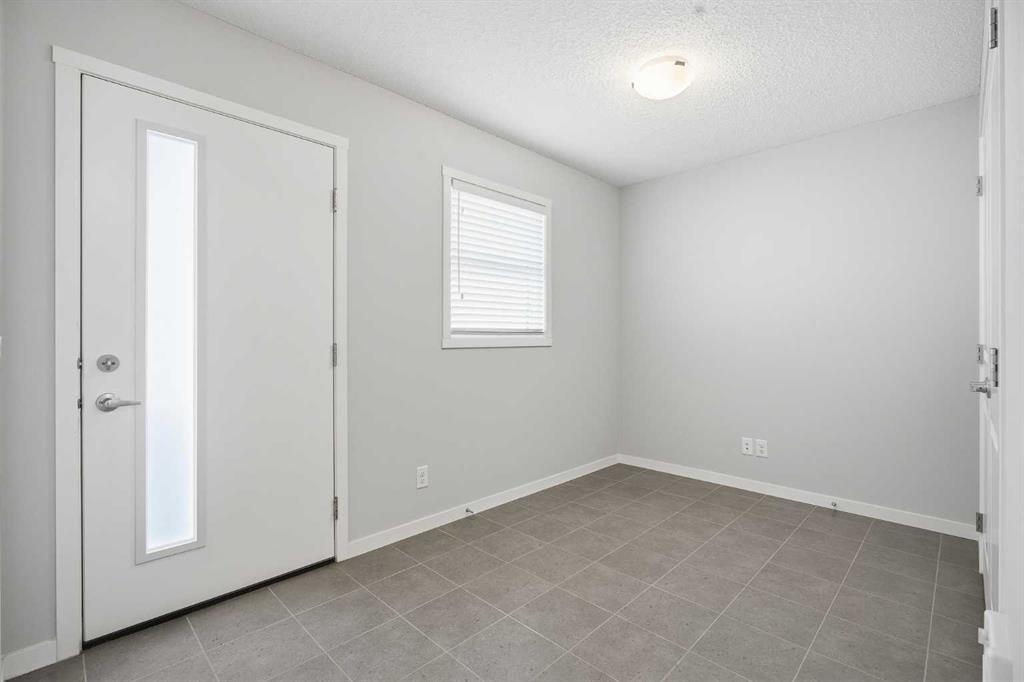 Picture for 320 Harvest Hills Way NE