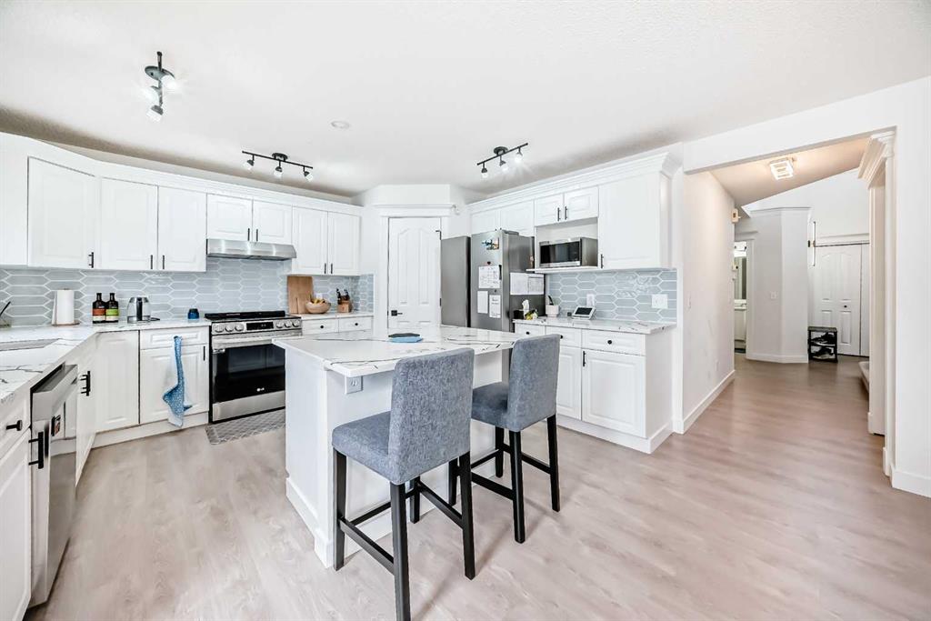 Picture for 202 Hamptons Gardens NW