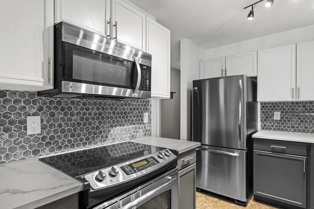 Picture for 22, 914 20 Street SE