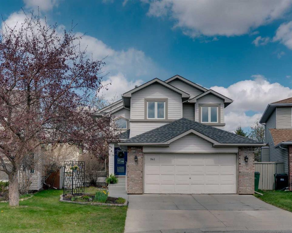 Picture for 941 Riverview Place SE