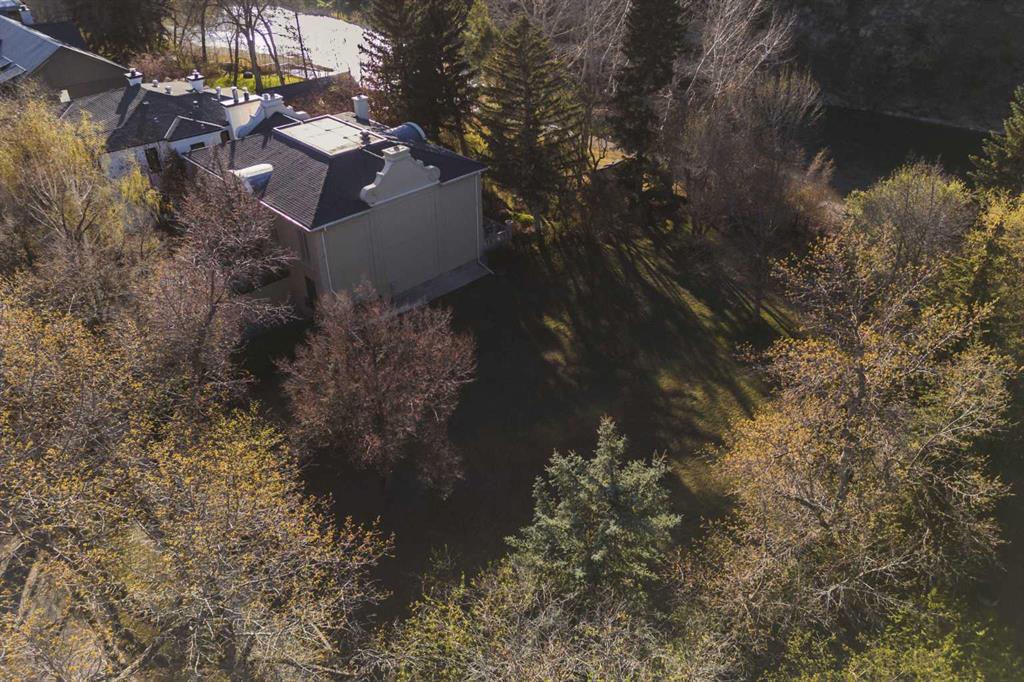 Picture for 1302 Riverdale Avenue SW