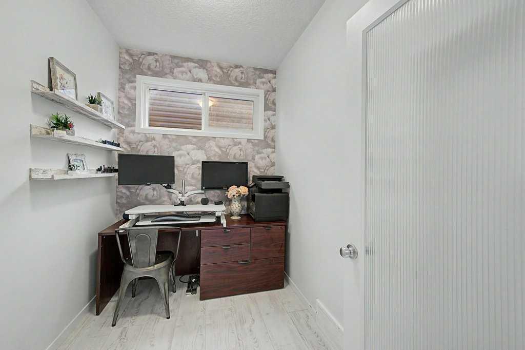 Picture for 44 Auburn Glen Close SE