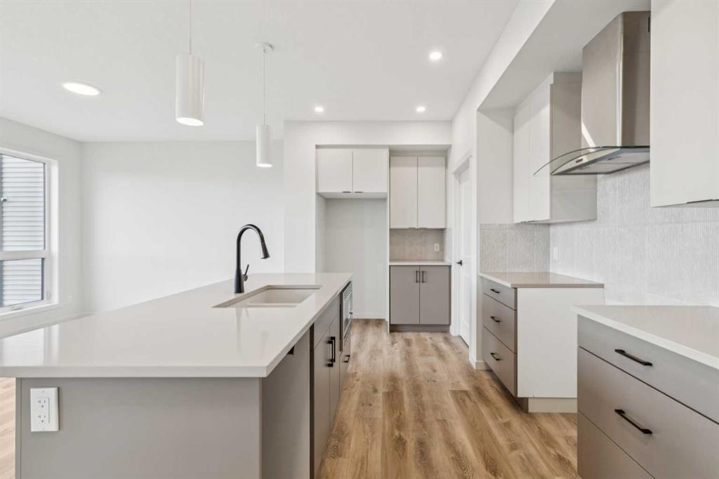Picture for 30 Bartlett Row SE