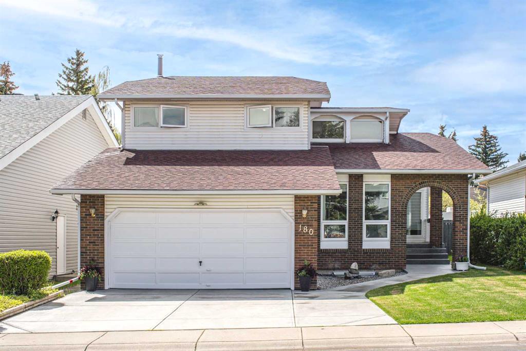 Picture for 180 Woodglen Way SW