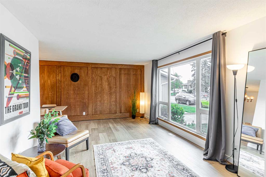 Picture for 111 Lynnview Way SE