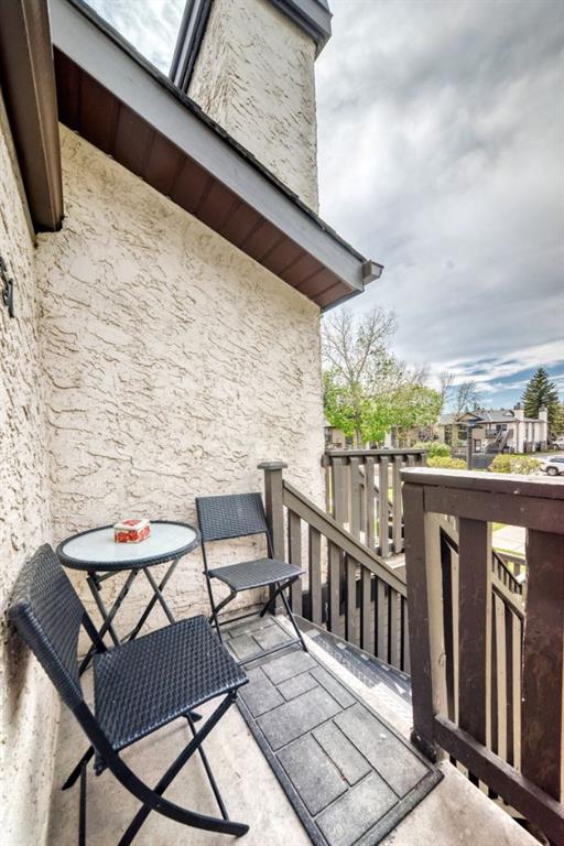 Picture for 51 Cedar Springs Gardens SW