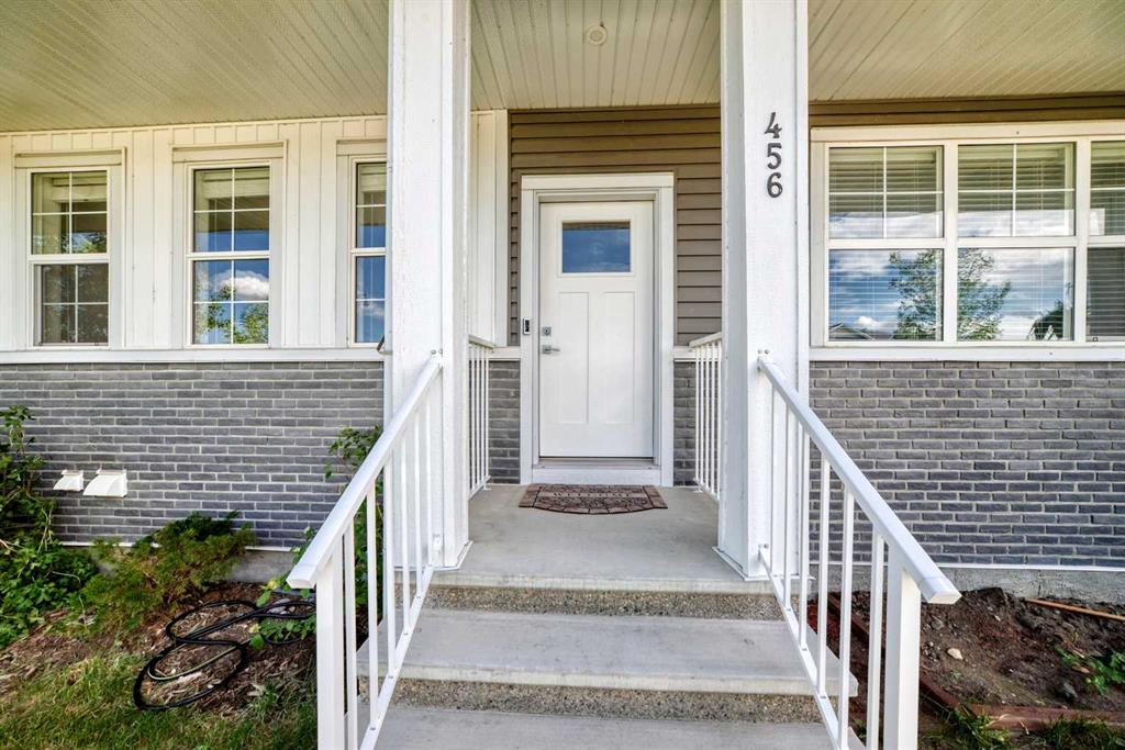 Picture for 456 West Lakeview Drive 