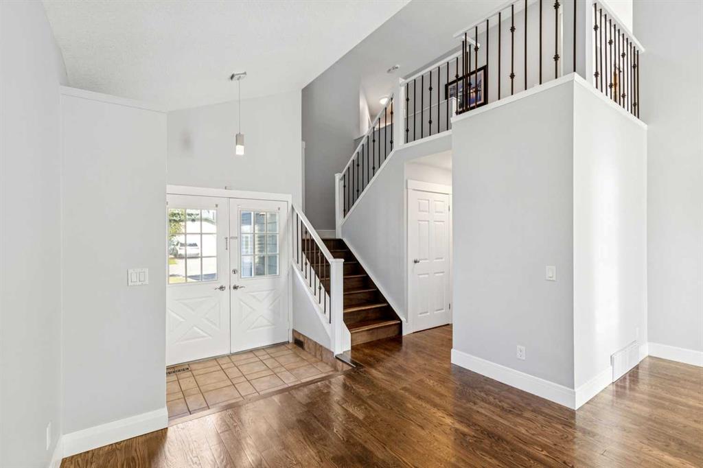 Picture for 79 Millside Crescent SW