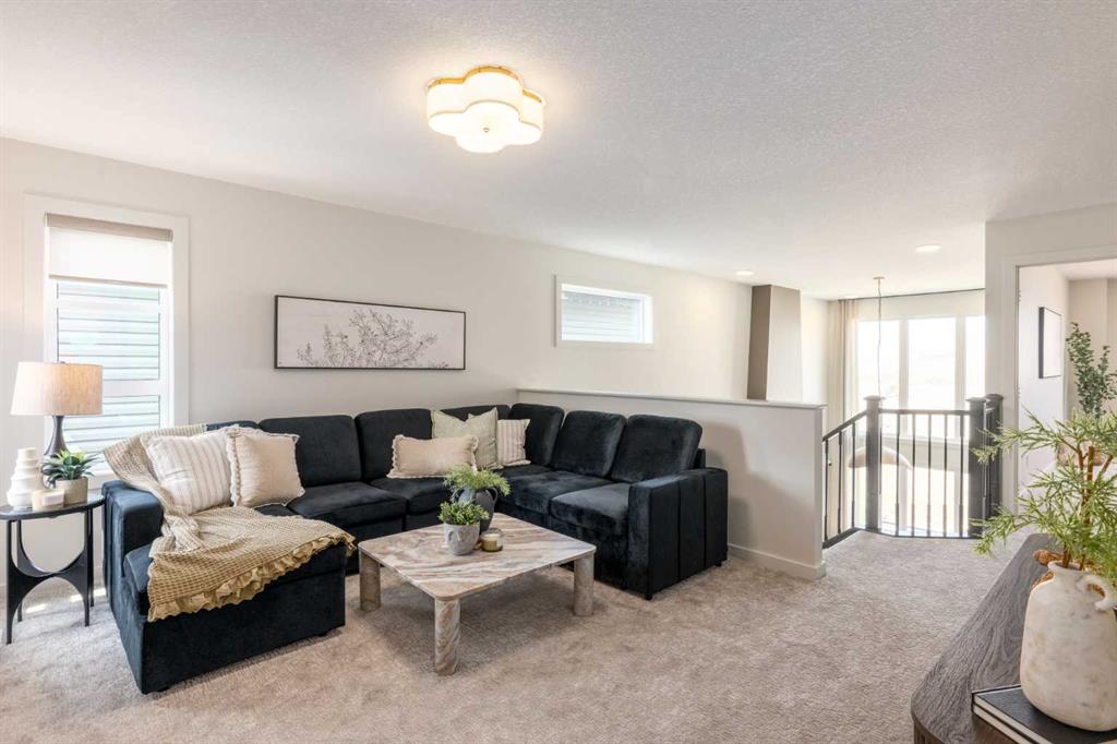 Picture for 58 Starling Passage NW https://www.cirrealty.ca/reb/creb/44/A2261744_10.jpg