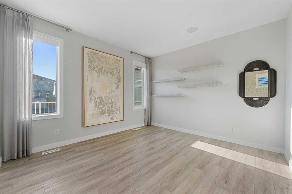 Picture for 129 Hotchkiss Way SE https://www.cirrealty.ca/reb/creb/44/A2263344_22.jpg