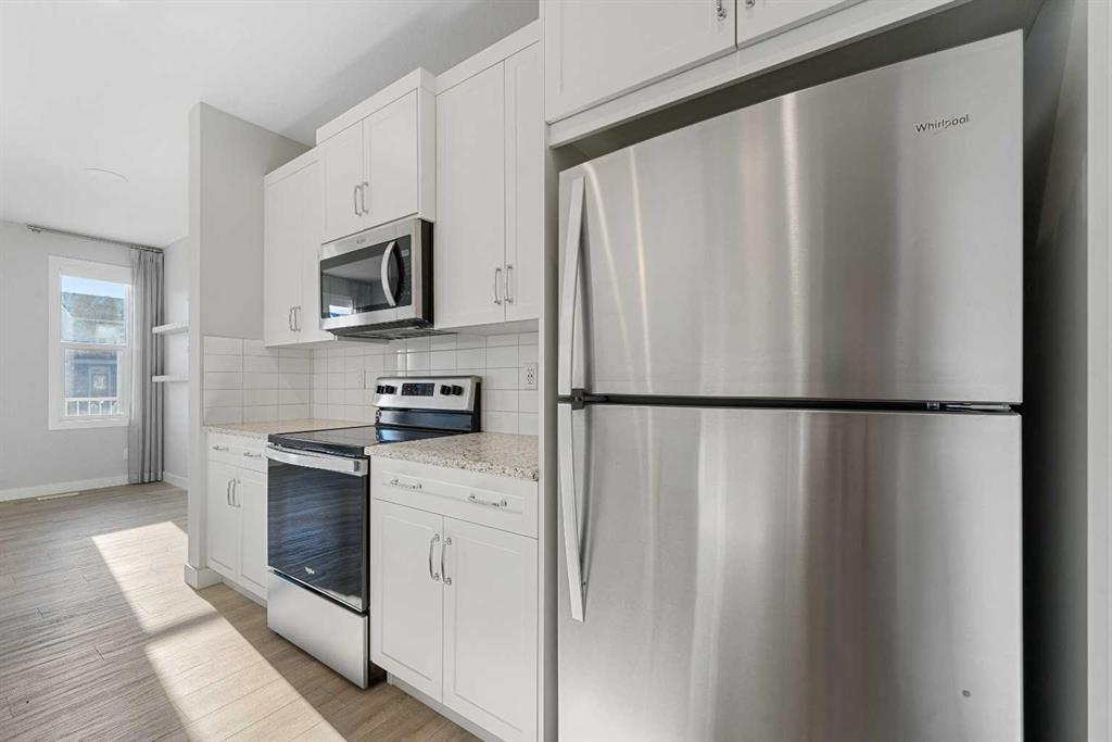 Picture for 129 Hotchkiss Way SE https://www.cirrealty.ca/reb/creb/44/A2263344_31.jpg