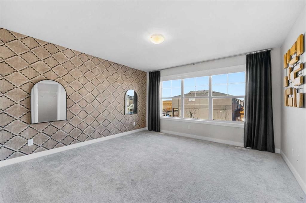 Picture for 129 Hotchkiss Way SE https://www.cirrealty.ca/reb/creb/44/A2263344_36.jpg