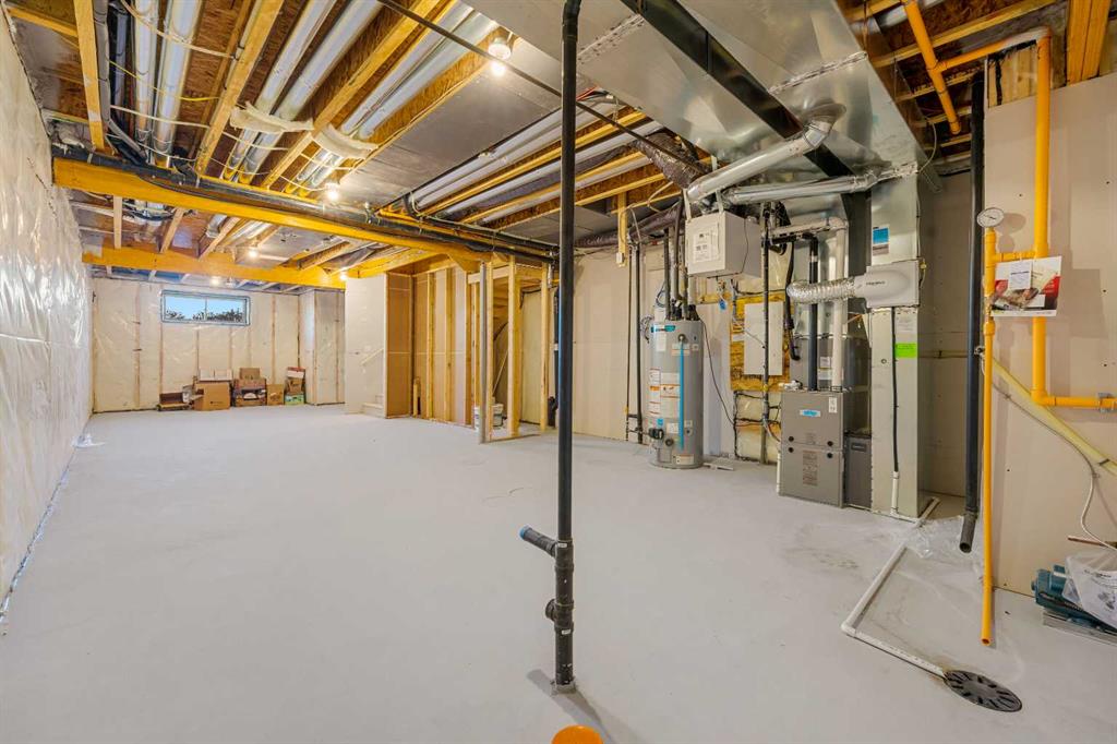 Picture for 129 Hotchkiss Way SE https://www.cirrealty.ca/reb/creb/44/A2263344_43.jpg