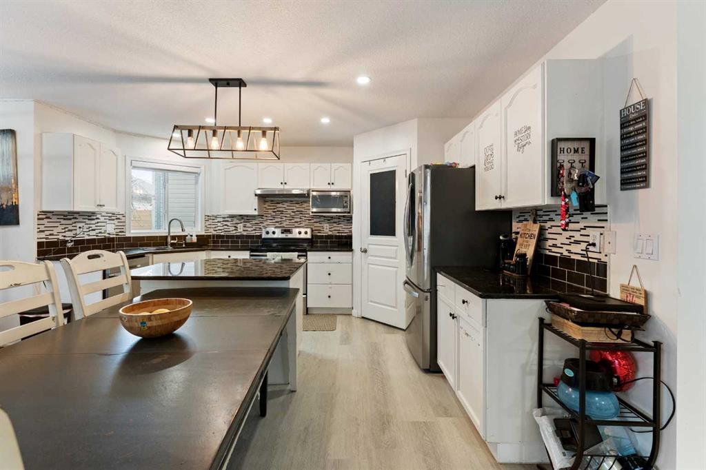 Picture for 140 Fairways Drive NW