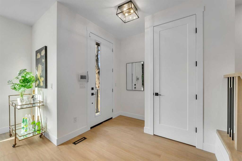 Picture for 8718 34 Avenue NW