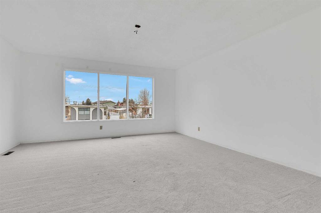 Picture for 2948 Doverville Crescent SE