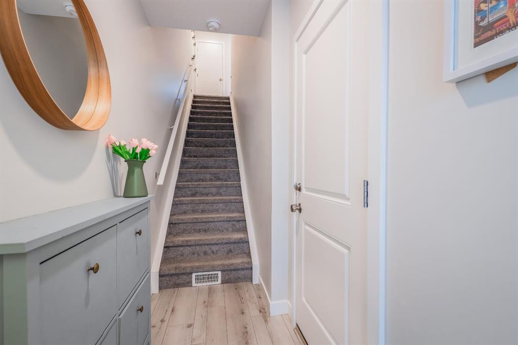 Picture for 137 Les Jardins Park SE